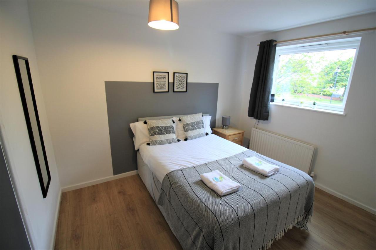 Vila Hamilton House -3 Bed Close To Town, Drive Parking, 2 Toilets Newcastle upon Tyne Exteriér fotografie